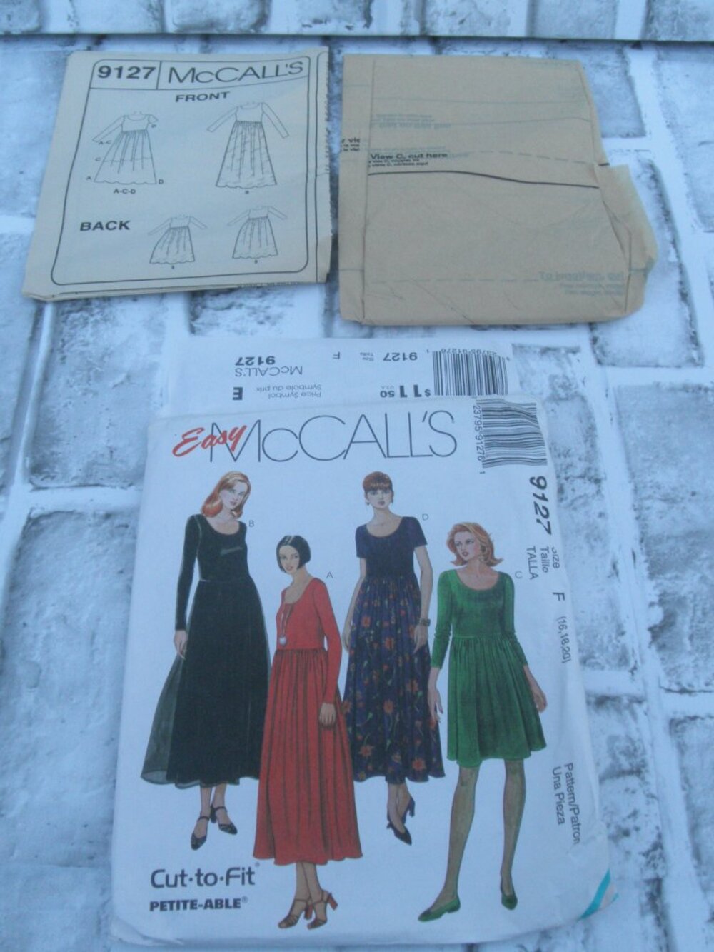 #9127 PRE-OWNED MCCALL'S UNCUT SEWING PATTERN MISSES DRESS (SIZE 6-8-10)